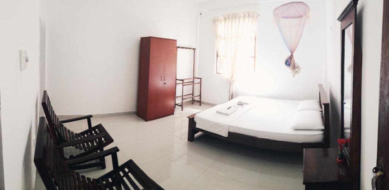 Mrmango Weligama Apartment Bagian luar foto
